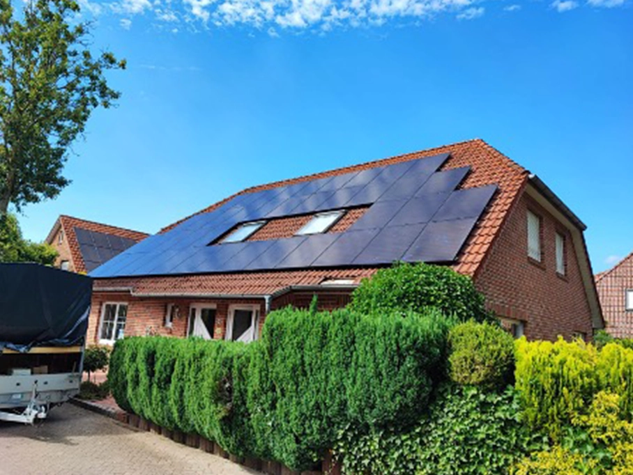 Einfamilienhaus mit 16,6 kWp​